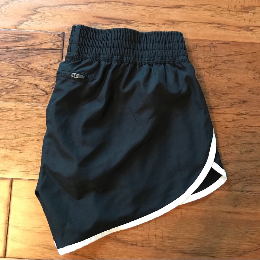 Running Shorts - Picture 4 of 4